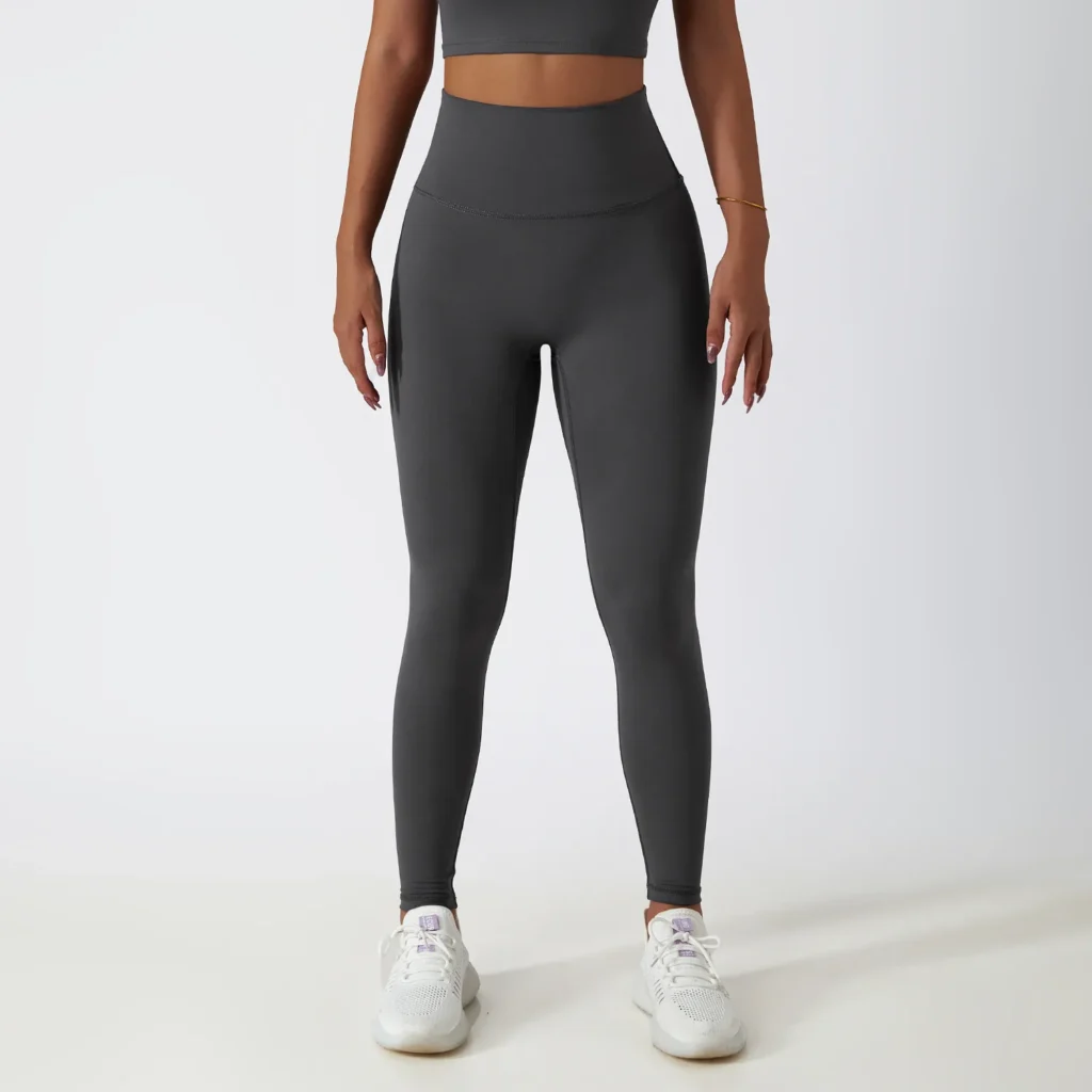 Ensemble de sport 3 pièces pour femme comprenant une veste et un legging | Fournisseur de vêtements de yoga sur mesure